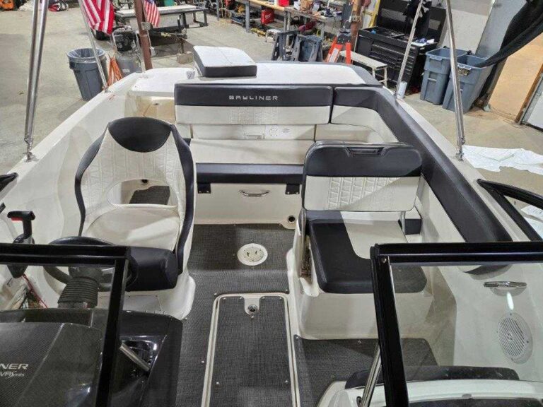 2020 Bayliner VR5 US-BLBX2215J920 [photo 13]